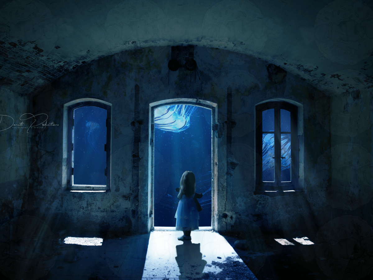 NEW – [Photomanipulation] – Underwater gloomy&nbsp;room