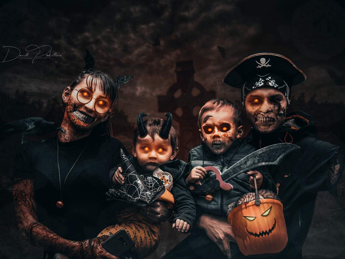 NEW – [Photomanipulation] – Horror Family –&nbsp;Halloween